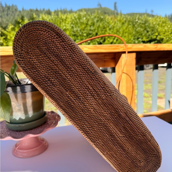 Elegant Tan Woven ShivanUrban Tote Bag - Picture 5 of 6